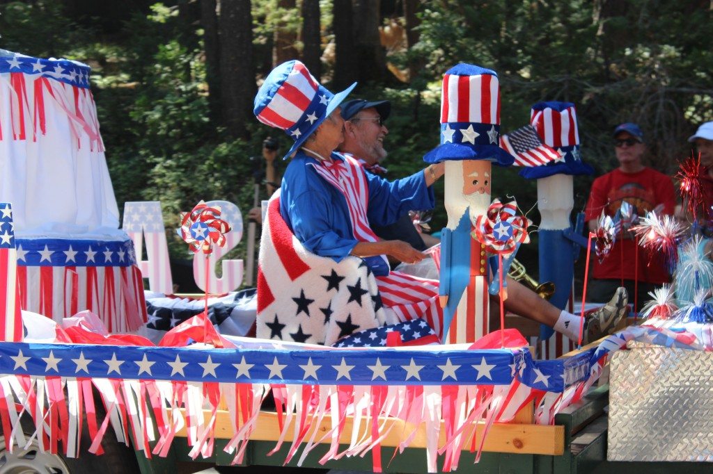 July 4 Parade Ebbetts Pass