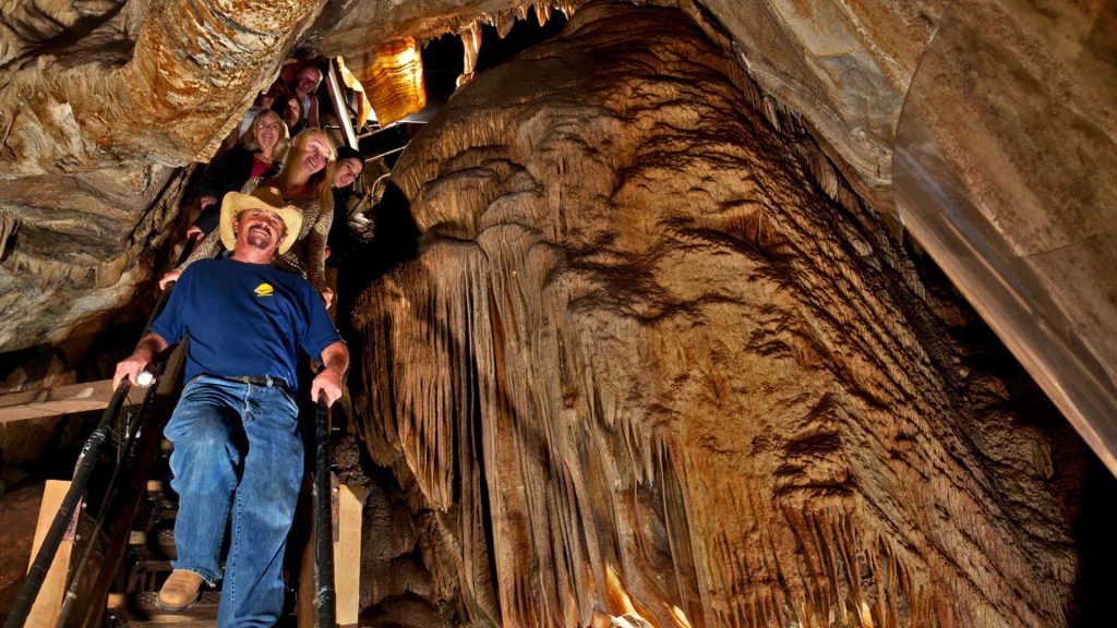 Attractions:Mercer Caverns by Dave Bunnell