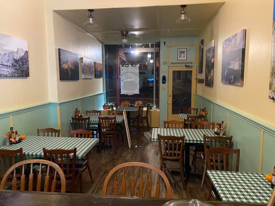 Angels Creek Cafe breakfast and brunch 6 days a week in Angels Camp