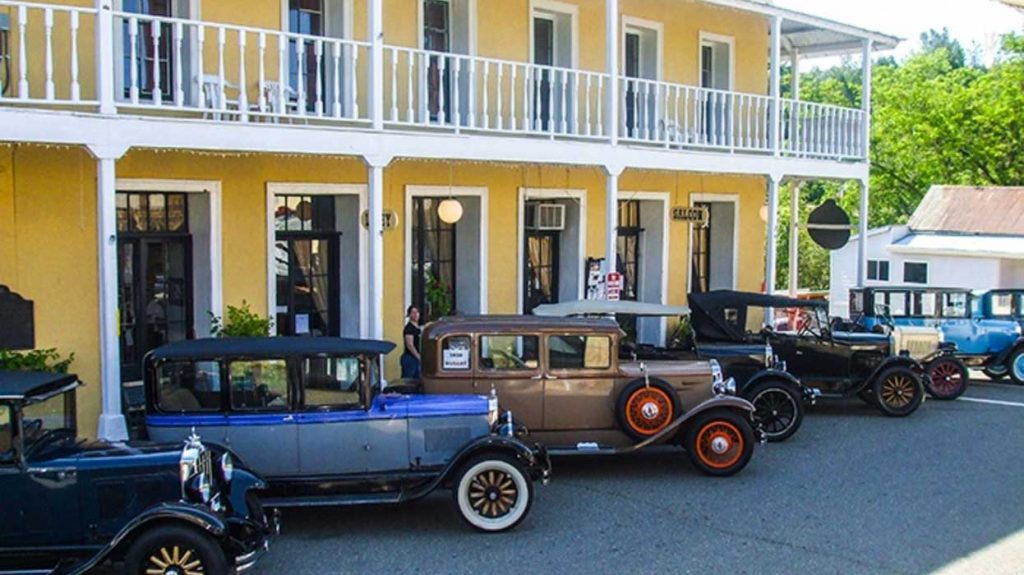 historic hotel Leger exterior