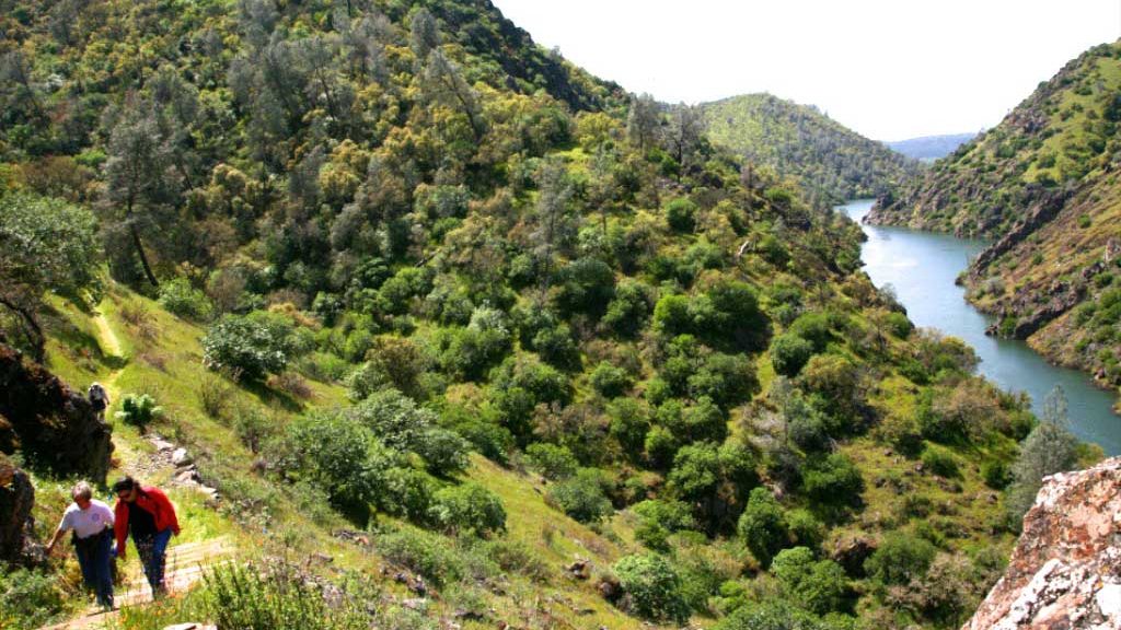 Mokelumne Coast to Crest Trail 29 continuous miles of beautiful