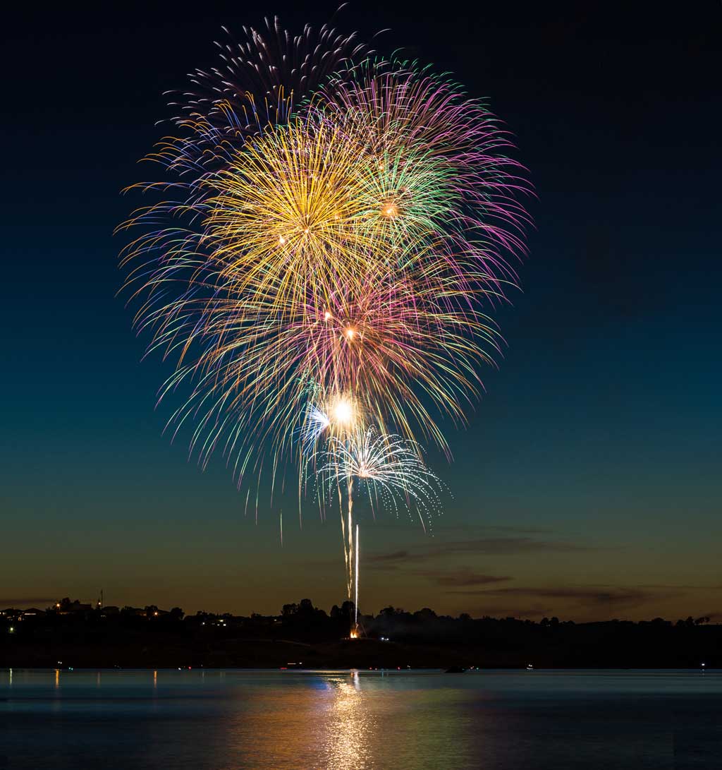 Festivals & Events: Fireworks Over New Hogan Lake | John Fernandez
