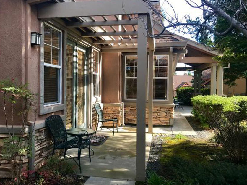 Saddle Creek Golf Resort lodge bungalows